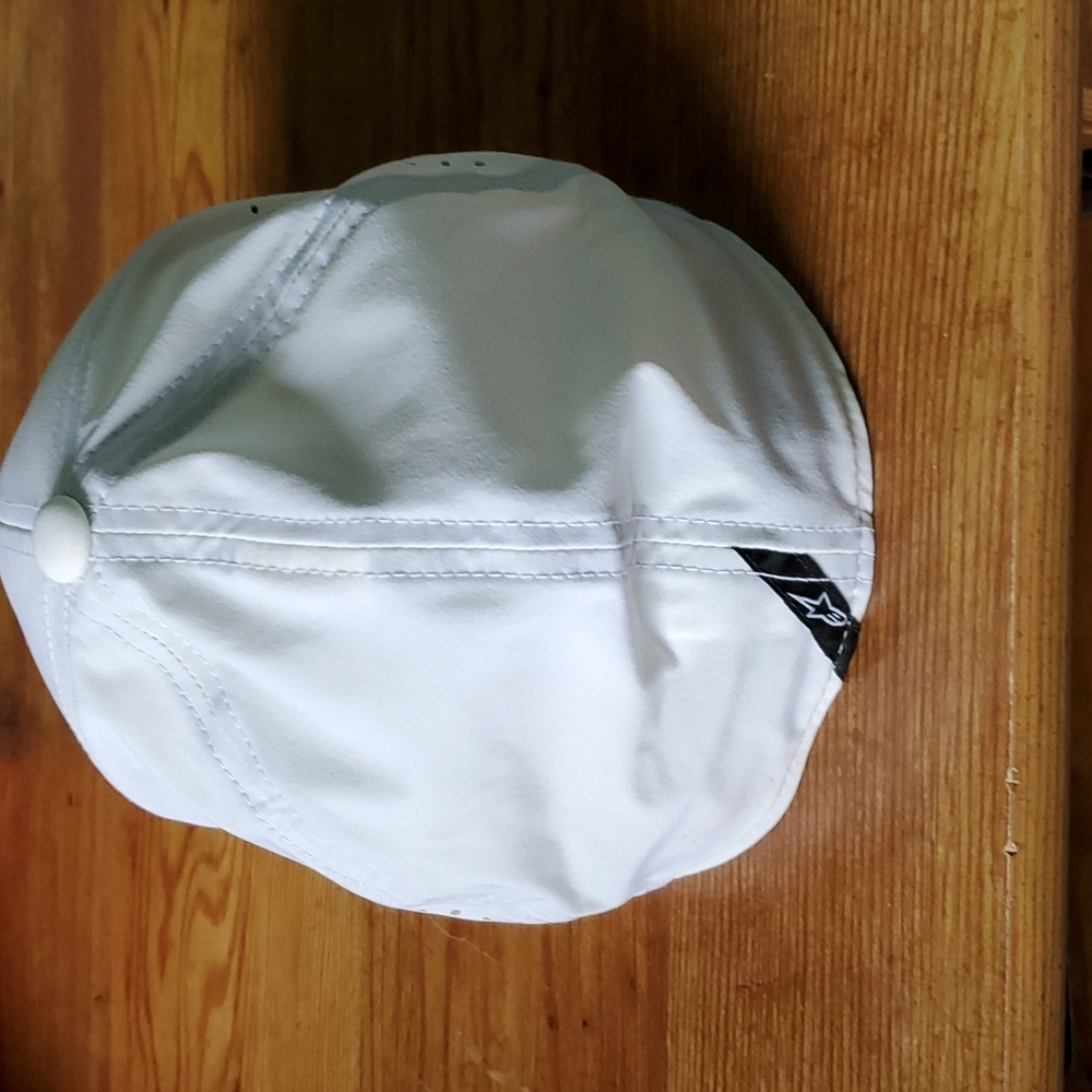 Hat - Picture 2 of 5